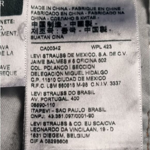 Levi's Blue Jean Shorts Distressed Cut-Off Style - Picture 4 of 12